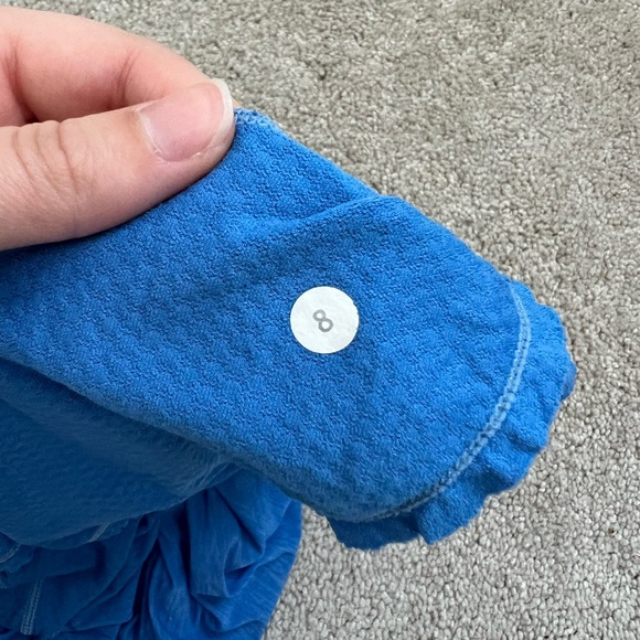 Lululemon Long Sleeve Ruffle Tail Top 💙 - Picture 7 of 7